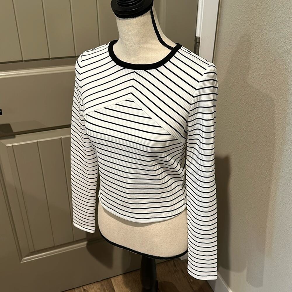 FEVRIE Striped Top sz M NWT